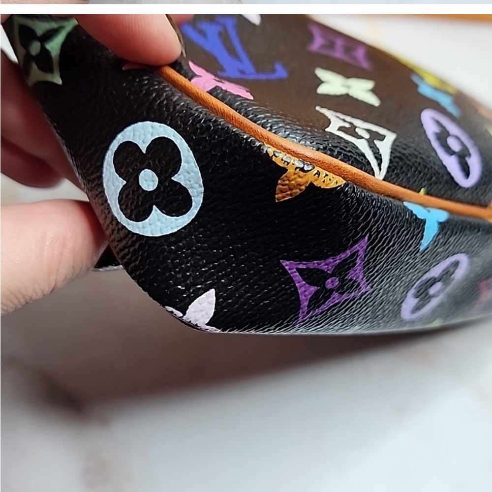 Louis vuitton Takashi Murakami multicolored monogram black pochette - Picture 3 of 12